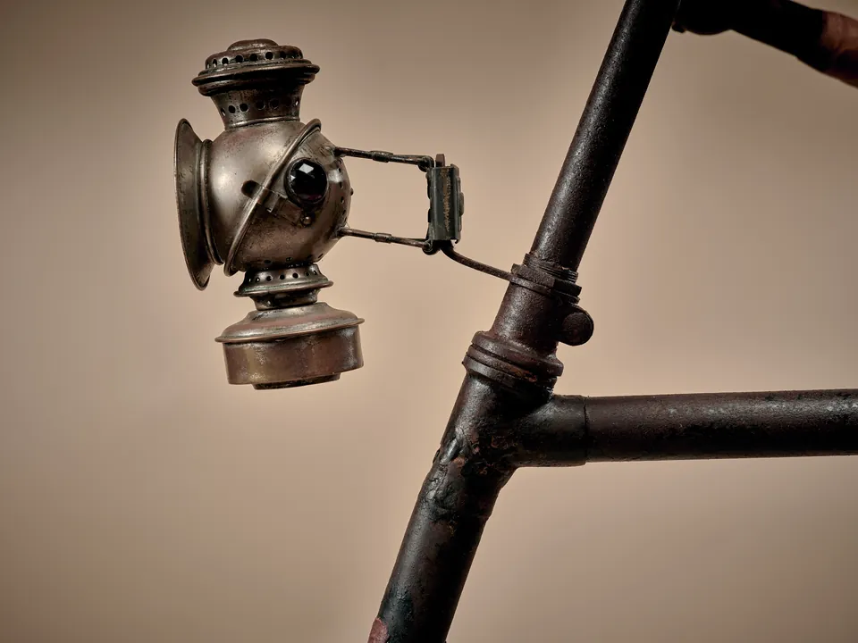 c.1896 "Alert" Lever-Operated Bicycle, photograph 7