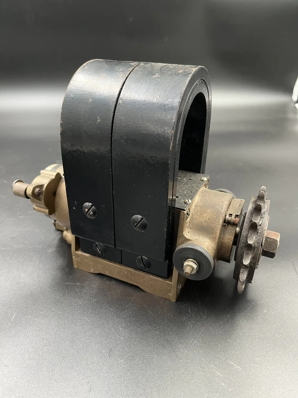 Simms Type S2 magneto