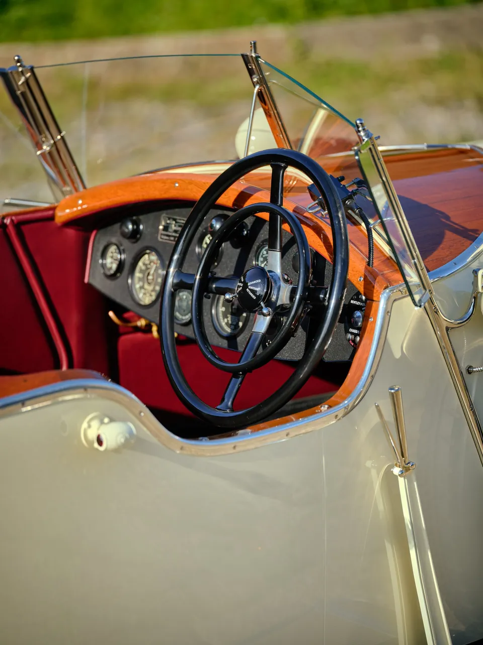 1927 Bentley 3 Litre Speed Model boat-tail, photograph 15